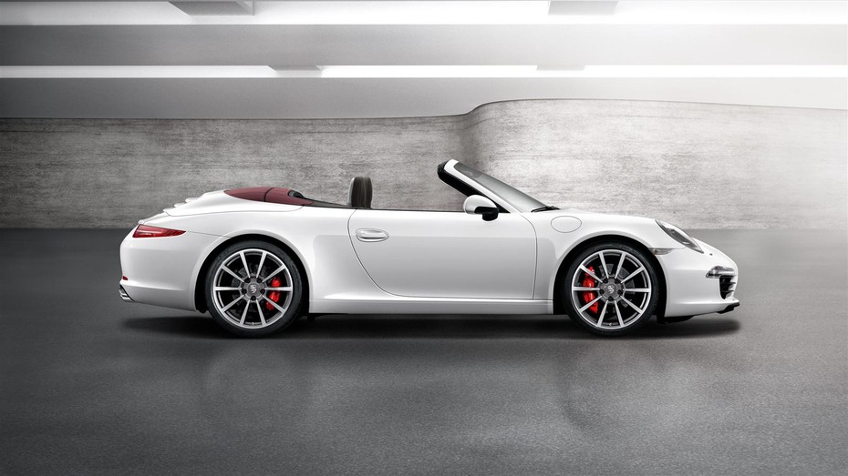 Porsche 911 Carrera S Cabriolet Drivers Sideview