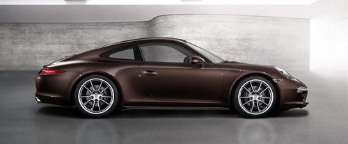 Porsche 911 Carrera 4 Drivers Sideview