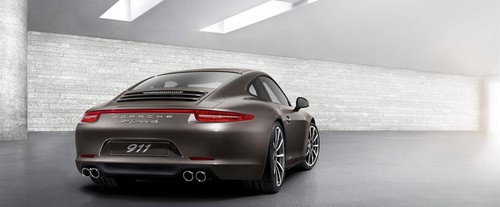 911 Carrera 4S Rear angle view