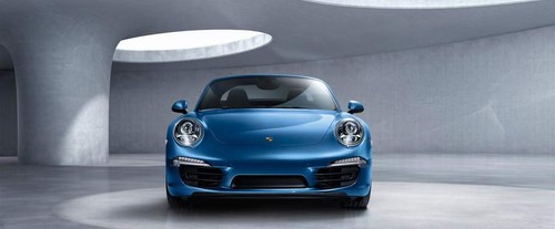 Full Front View of 911 Targa 4