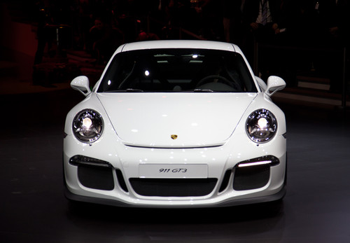 Full Front View of 911 GT3