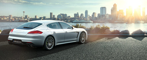 Panamera Rear angle view