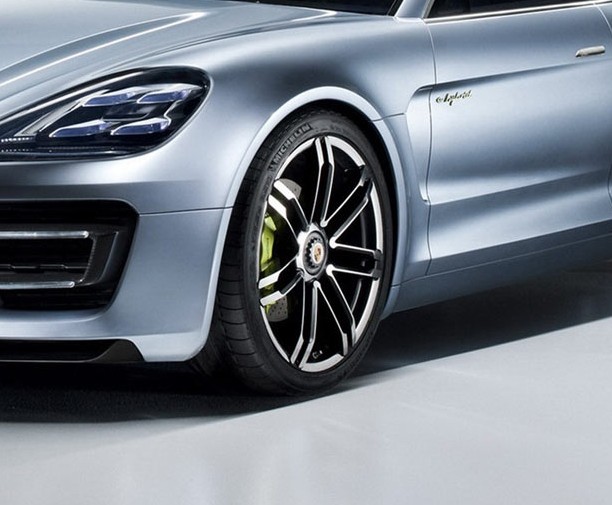 Panamera 4 Wheel
