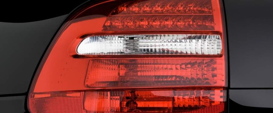 Cayenne Tail light