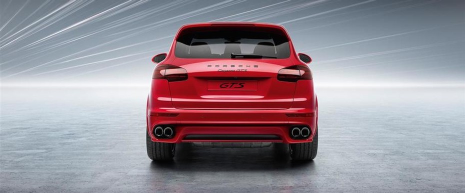 Full Rear View of Porsche Cayenne GTS
