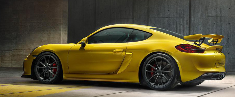 Rear Cross View of Porsche Cayman GT4 Rear Cross View of Porsche Cayman GT4
