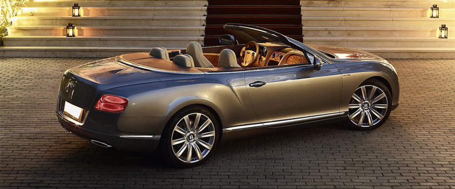 Continental GT Convertible Rear angle view