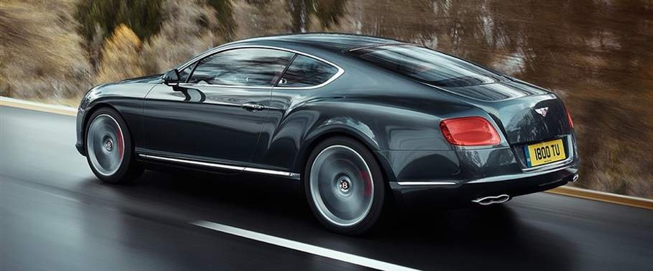 Rear Cross Side View of Bentley Continental GT V8