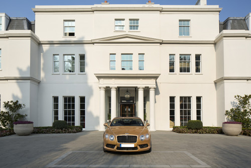 Full Front View of Continental GT V8 Convertible