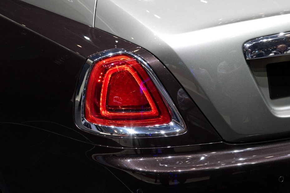Wraith Tail light in Qatar