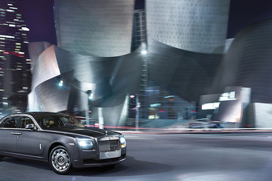 Rolls Royce Ghost Extended Wheel Base Front Medium View in Qatar