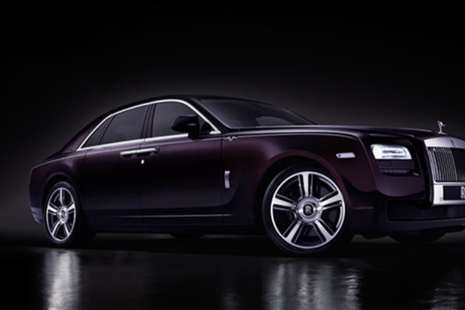 Rolls Royce Ghost V Extended Wheel Base Front Cross Side View in Qatar