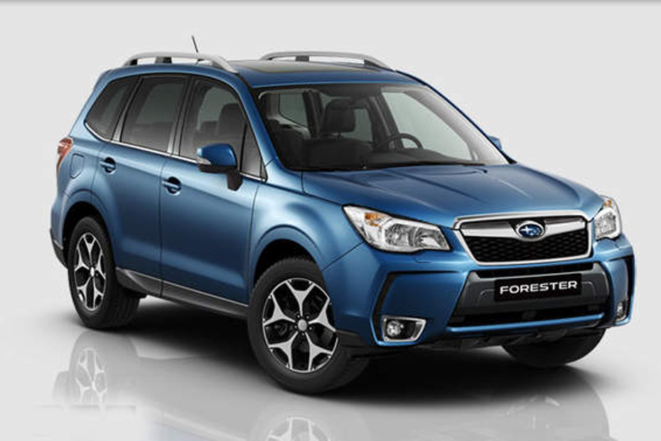 Subaru Forester Front Medium View in Qatar