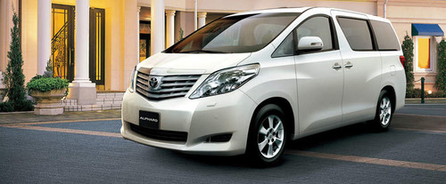 Alphard Front angle low view
