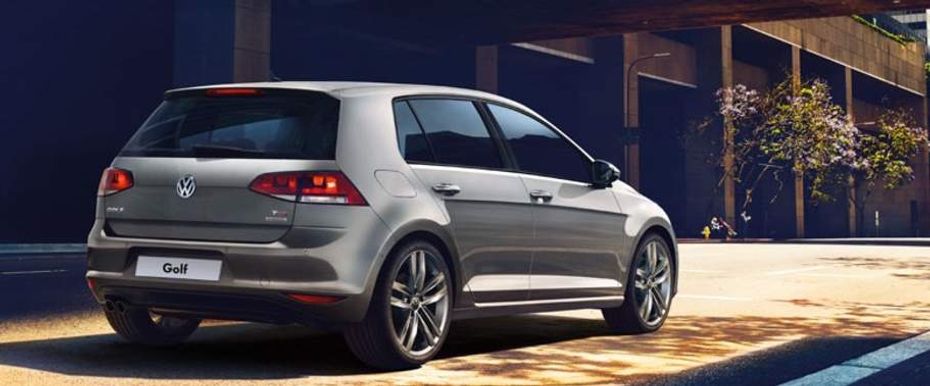 Golf Rear angle view