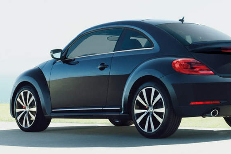 Rear Cross Side View of Volkswagen Beetle in Qatar