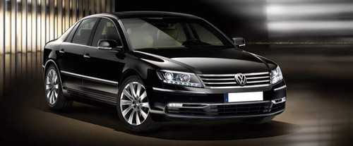 Volkswagen Phaeton Front Medium View
