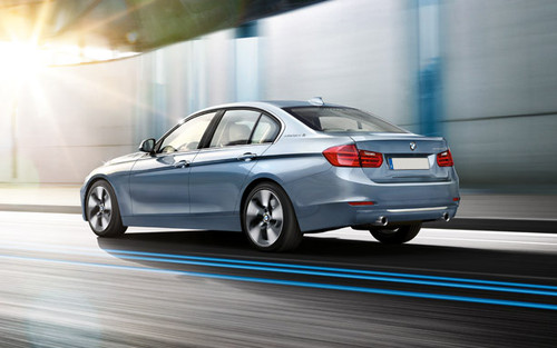 Rear Cross Side View of BMW 3 Series Gran Turismo