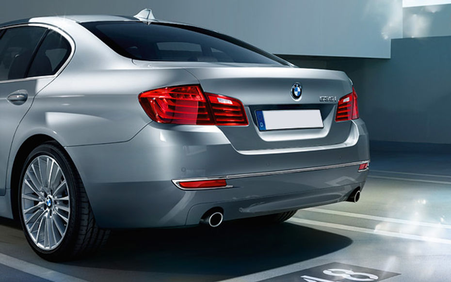 5 Series Sedan Tail light
