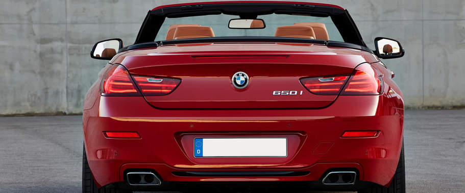 Full Rear View of BMW 6 Series Convertible Full Rear View of BMW 6 Series Convertible