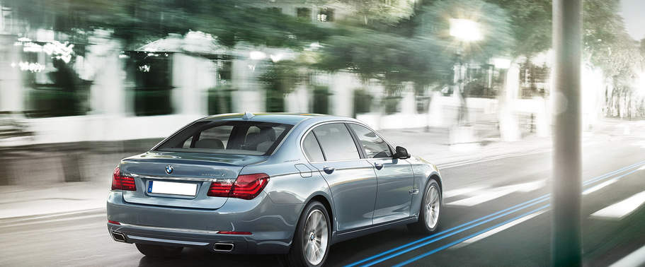 ActiveHybrid 7 Rear angle view ActiveHybrid 7 Rear angle view