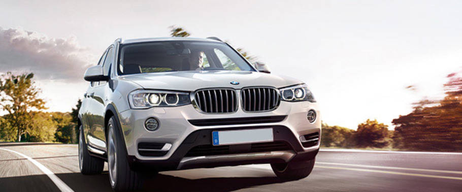 BMW X3 Front Medium View BMW X3 Front Medium View