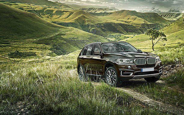 BMW X5 Front Cross Side View BMW X5 Front Cross Side View