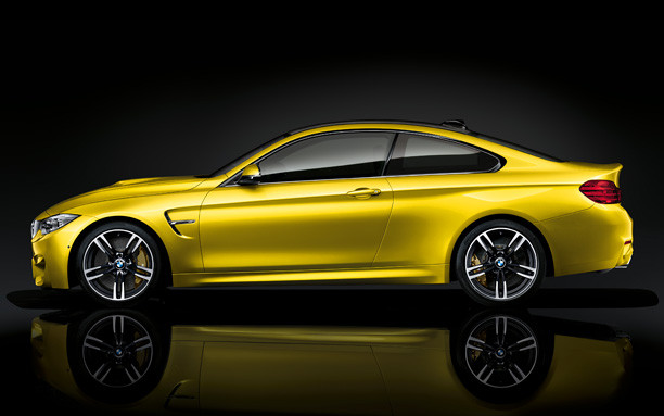 M4 Coupe Side view M4 Coupe Side view