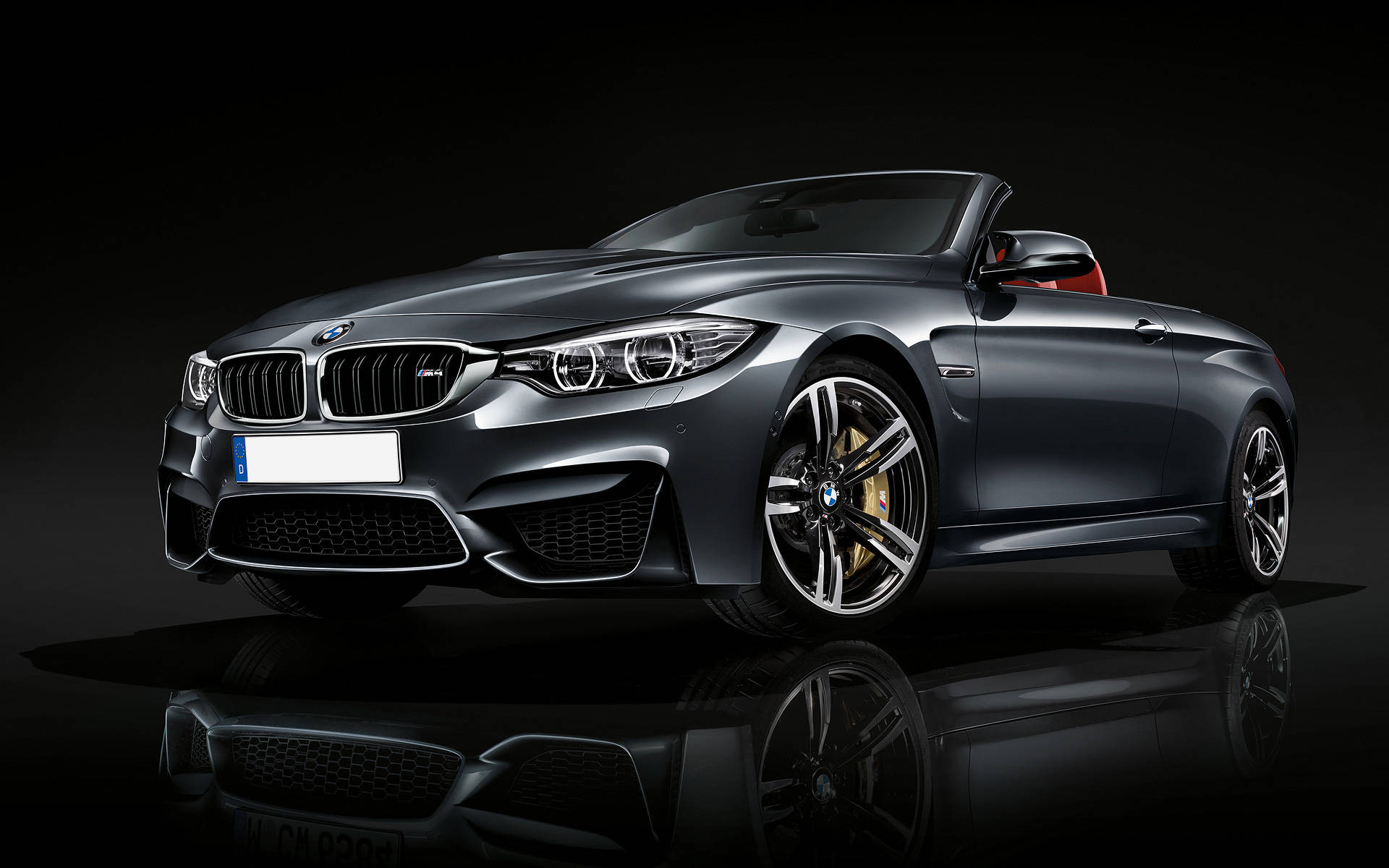 M4 Convertible Front angle low view M4 Convertible Front angle low view