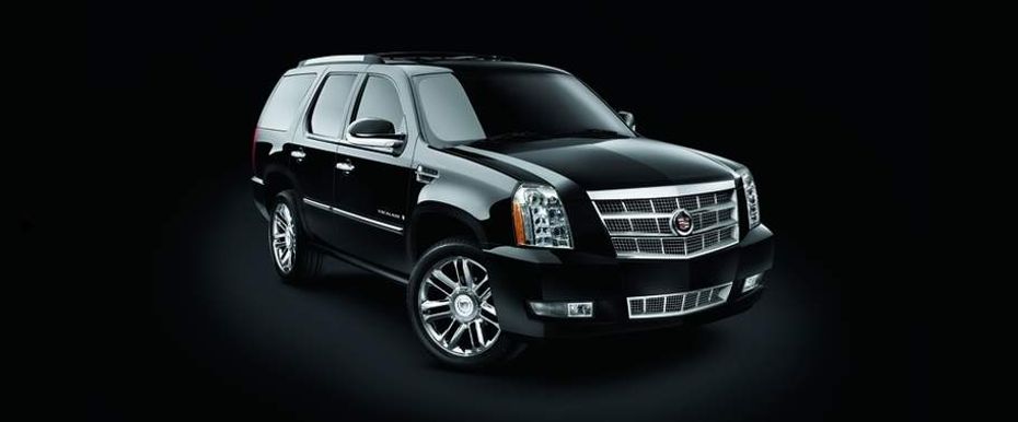 Cadillac Escalade Platinum Front Medium View