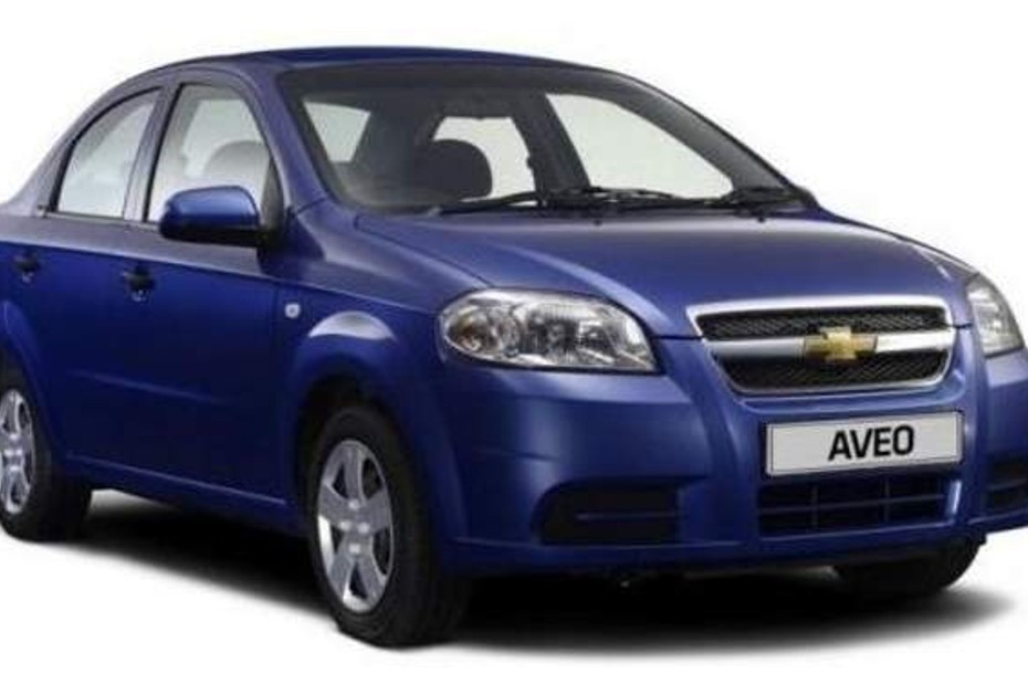 Chevrolet Aveo Front Cross Side View in Qatar