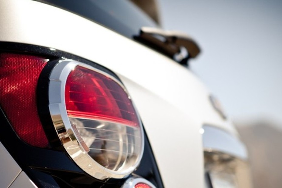 Sonic Tail light in Qatar