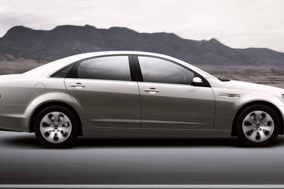 Chevrolet Caprice Drivers Sideview in Qatar