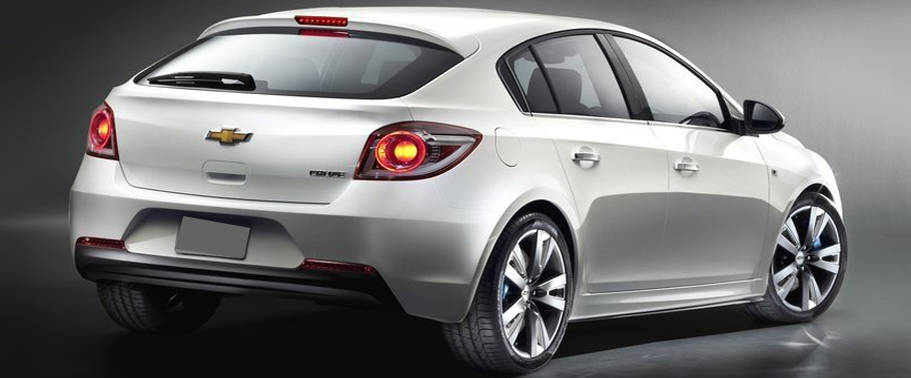 Cruze Hatchback Rear angle view Cruze Hatchback Rear angle view