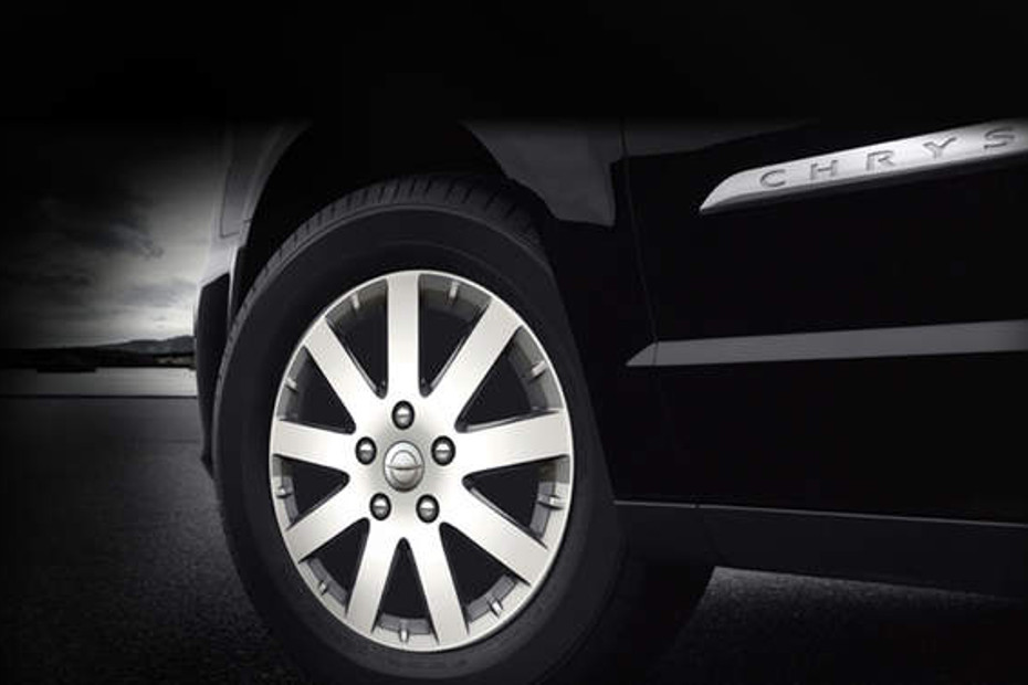 Grand Voyager Wheel in Qatar