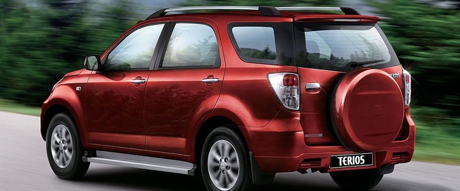 Rear Cross Side View of Daihatsu Terios 7 Seater