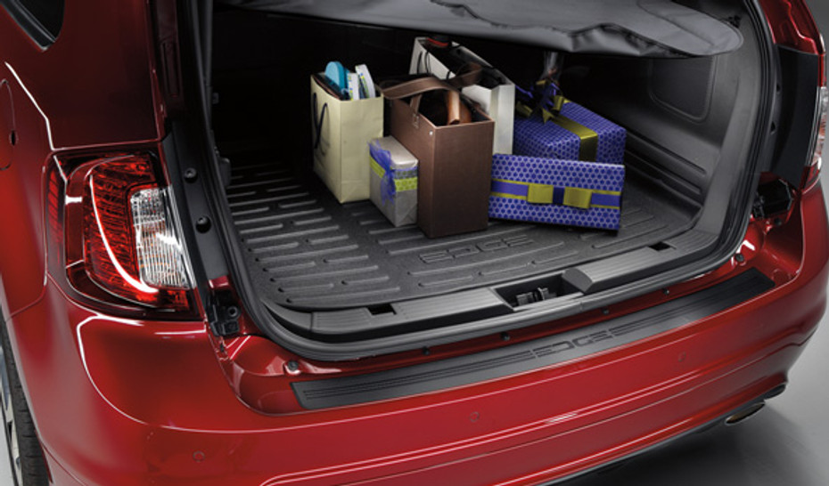Storage Closer View of Ford Edge