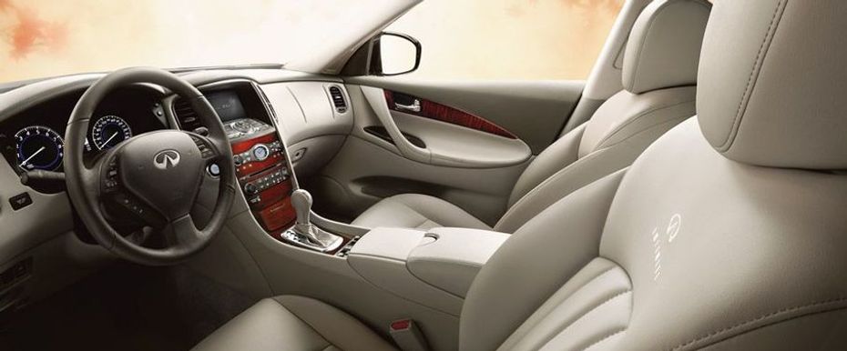 QX50 Front Seats