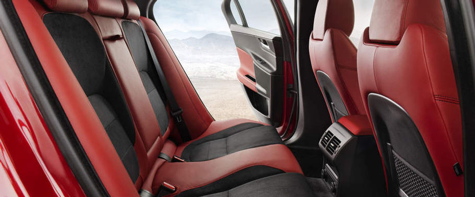 Jaguar XE Pure Rear Seats