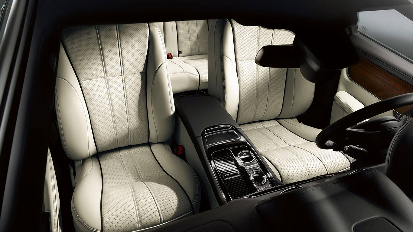 XJR LWB Front Seats XJR LWB Front Seats