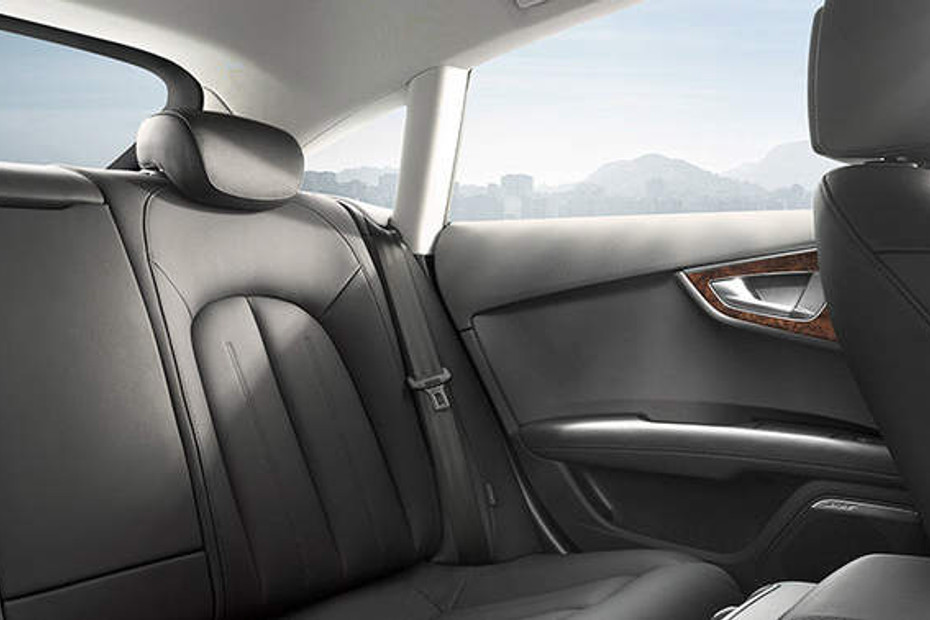 Audi A7 Rear Seats in Qatar