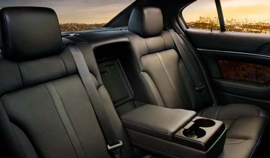 MKS Armrest Rear