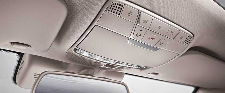 C Class Sedan Courtesy Lamps