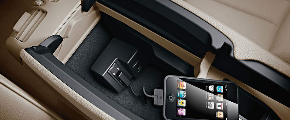 Power Accessories Outlet View of Mercedes-Benz C Class Coupe
