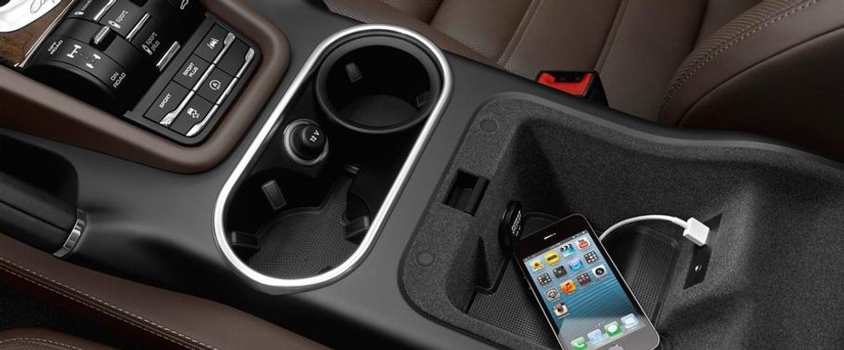 Power Accessories Outlet View of Porsche Cayenne S Diesel