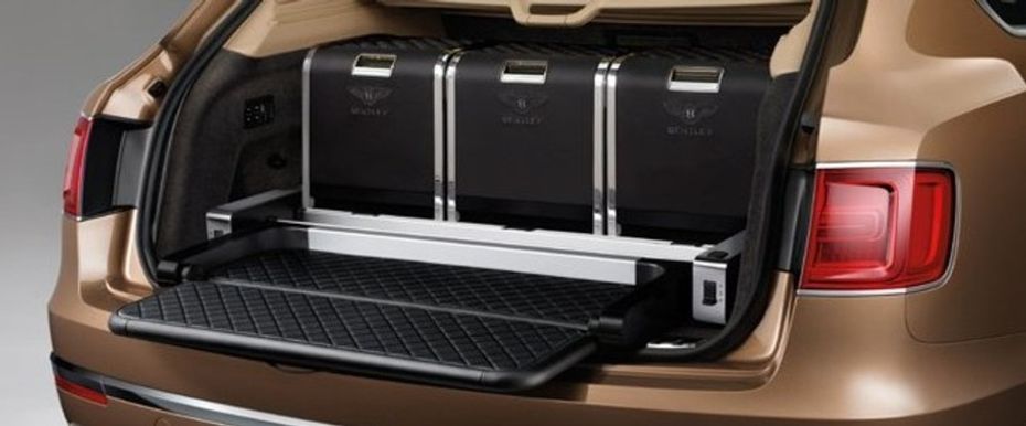 Bentayga Trunk Open