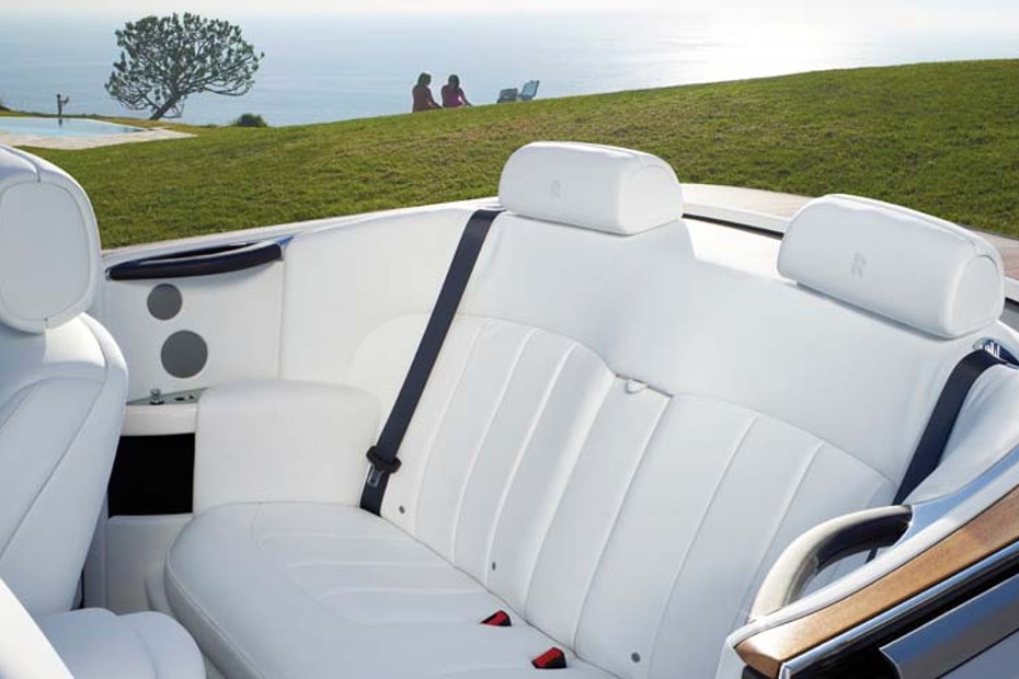 Rolls Royce Phantom Drophead Coupe Rear Seats in Qatar
