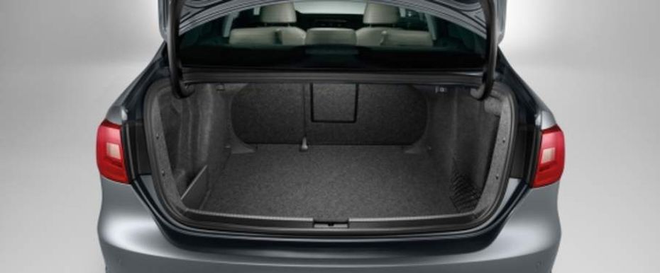 Jetta Trunk Open