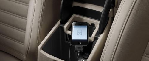 Power Accessories Outlet View of Volkswagen Passat