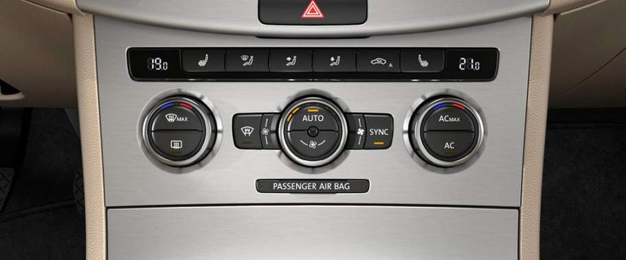 Front AC Controls of Volkswagen CC Front AC Controls of Volkswagen CC